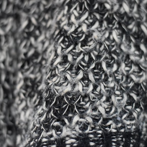 Slouchy Oversized Knit Grey LF Sweater Back Zipper - Picture 5 of 7